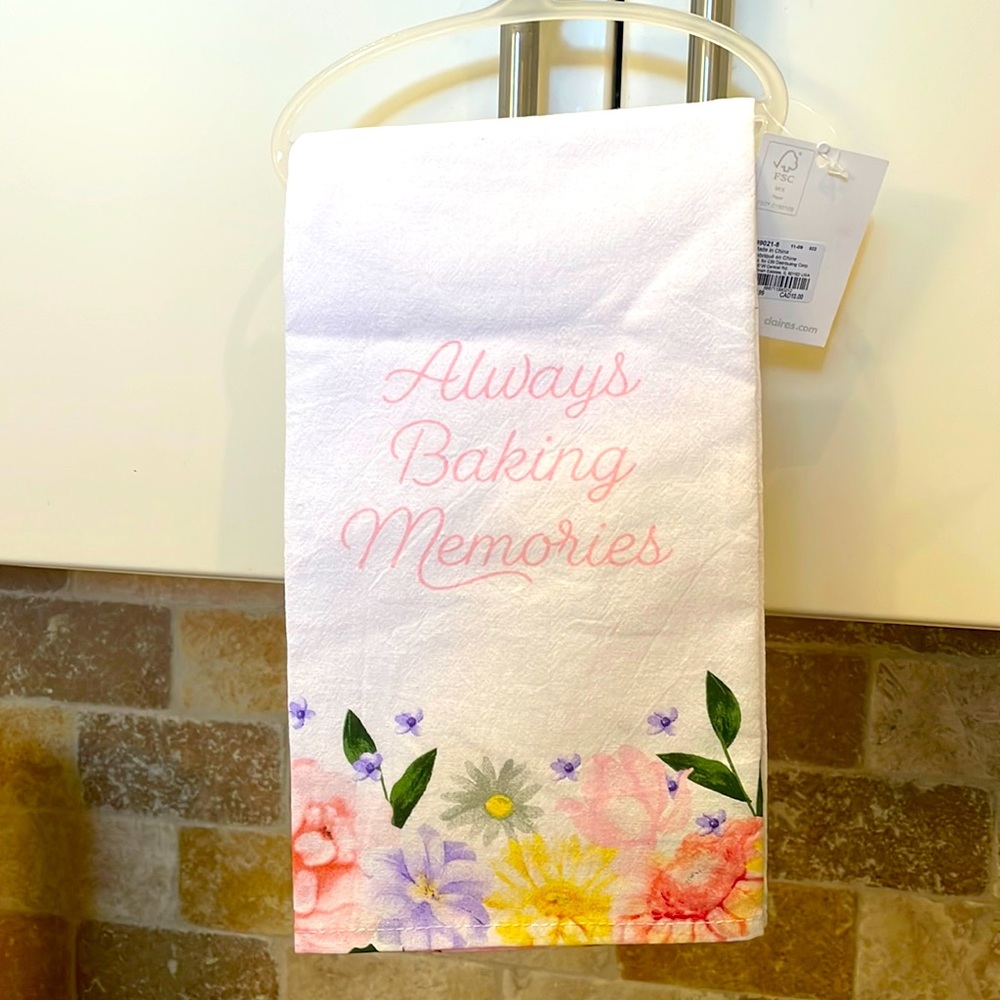 ☀️3 for $10 - Kitchen Towel - Always Baking Memories